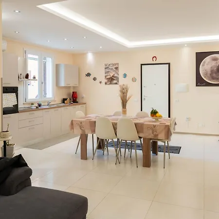 Ivan House - Sicilia Terrasini