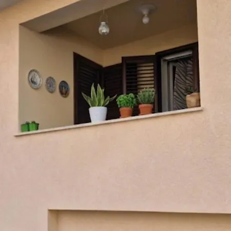 Ivan House - Sicilia Terrasini